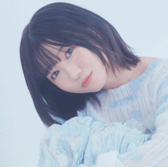 20歳のタイミングで顔出ししたシンガーソングライターのユイカさんの顔画像